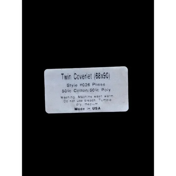 VINTAGE NOS YELLOW MATOUK TWIN COVERLETS - Picture 3 of 3